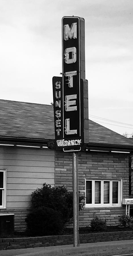 Sunset Motel Waterloo Kültér fotó